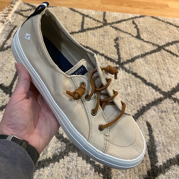 Sperry, tan canvas shoes, NWT - Picture 1 of 1